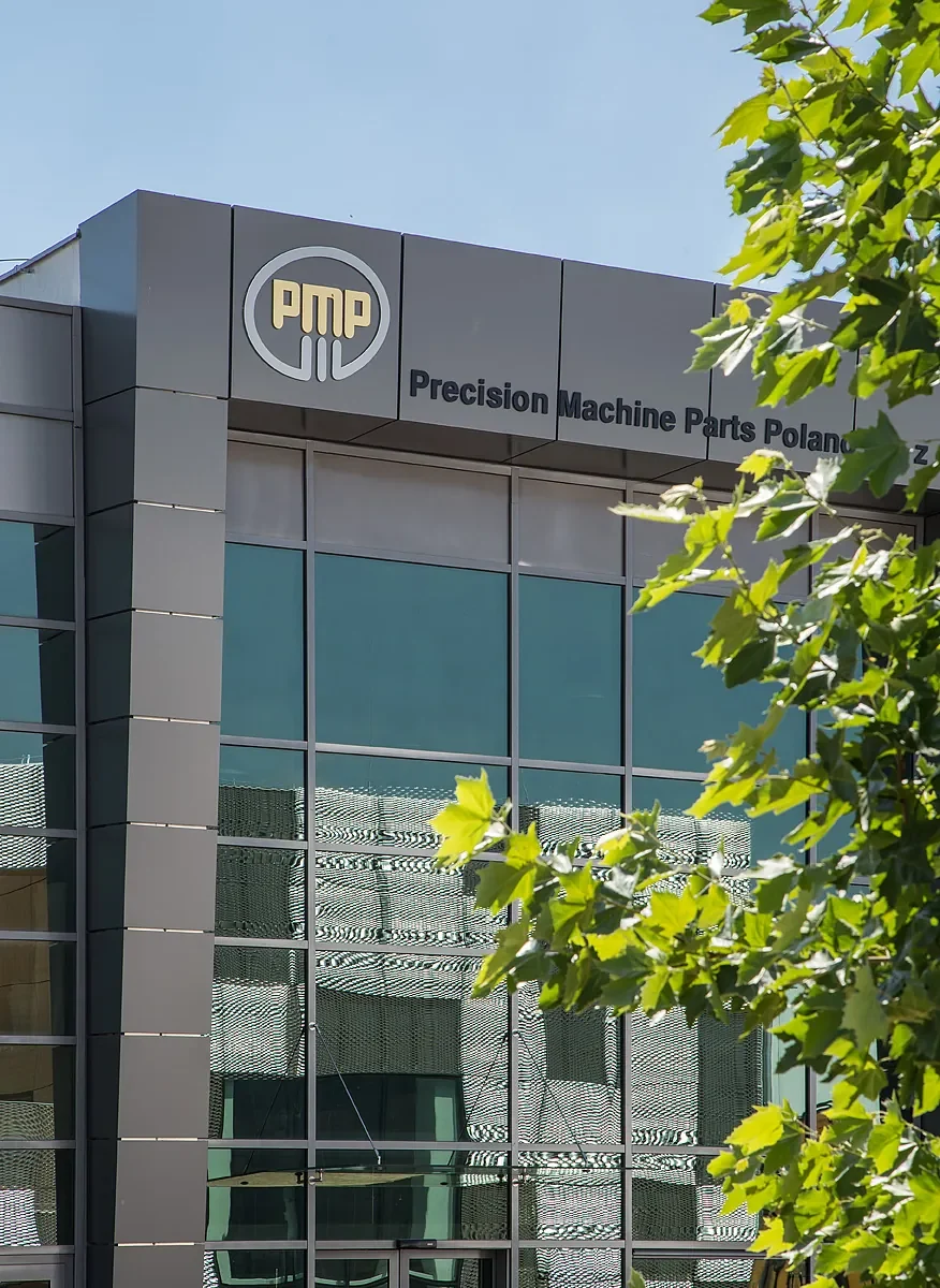 Zdjęcie realizacji projektu nowoczesnej hali produkcyjnej PMP